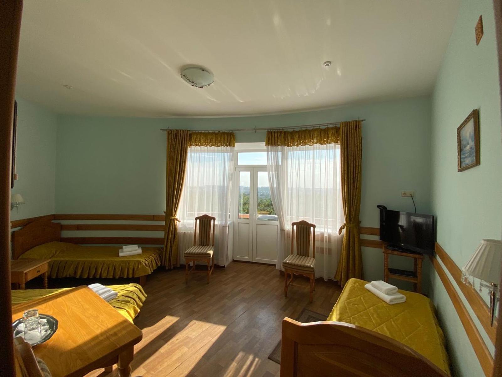 Tisa Hotel Petropavlovskaya Borshchagovka 外观 照片